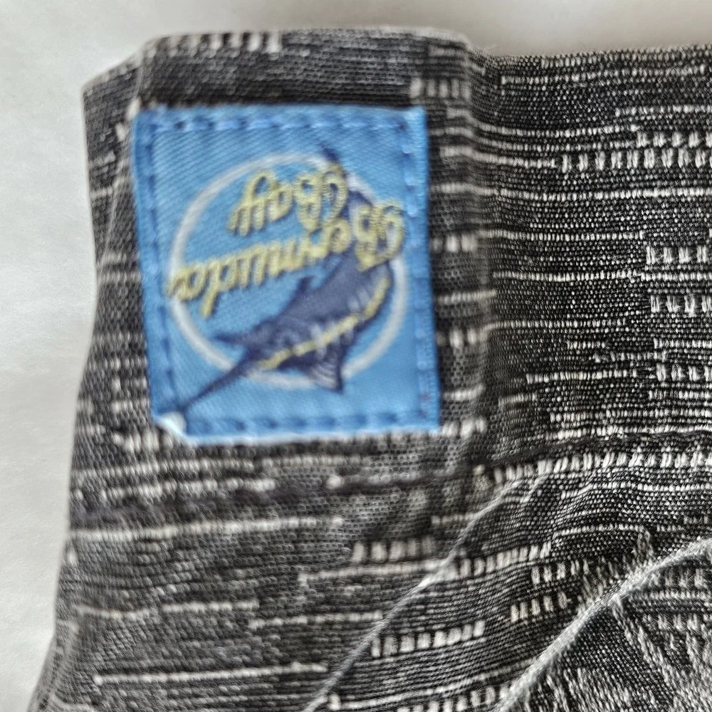 Bahama Bay Silk Button Up Mens Shirt, Short Sleeve, Lg Swordfish‎ Design